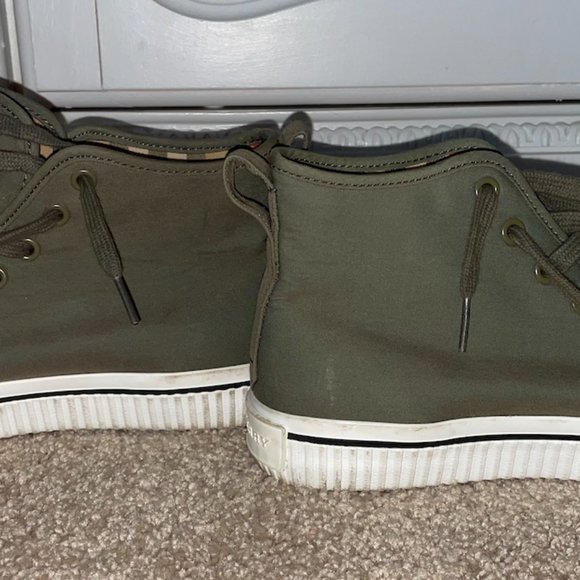 Burberry Hightops - Picture 3 of 3